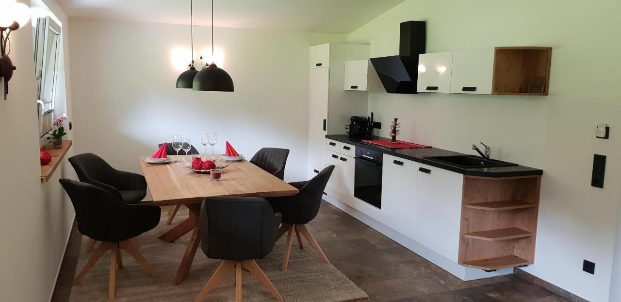 Apartment Melina Neukirchen am Großvenediger Eksteriør bilde